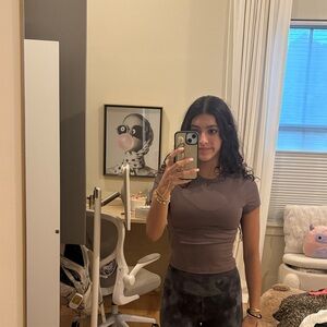 Women's Short Sleeve Brown Top